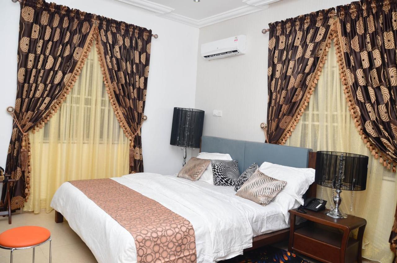 Crystal House International Hotel Ilorin Kültér fotó