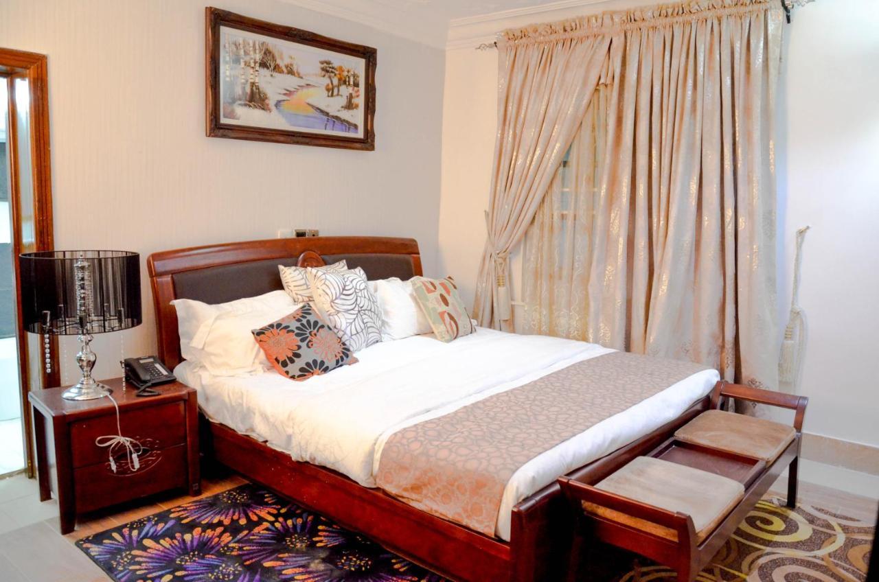 Crystal House International Hotel Ilorin Kültér fotó