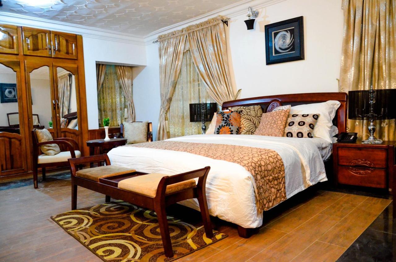 Crystal House International Hotel Ilorin Kültér fotó