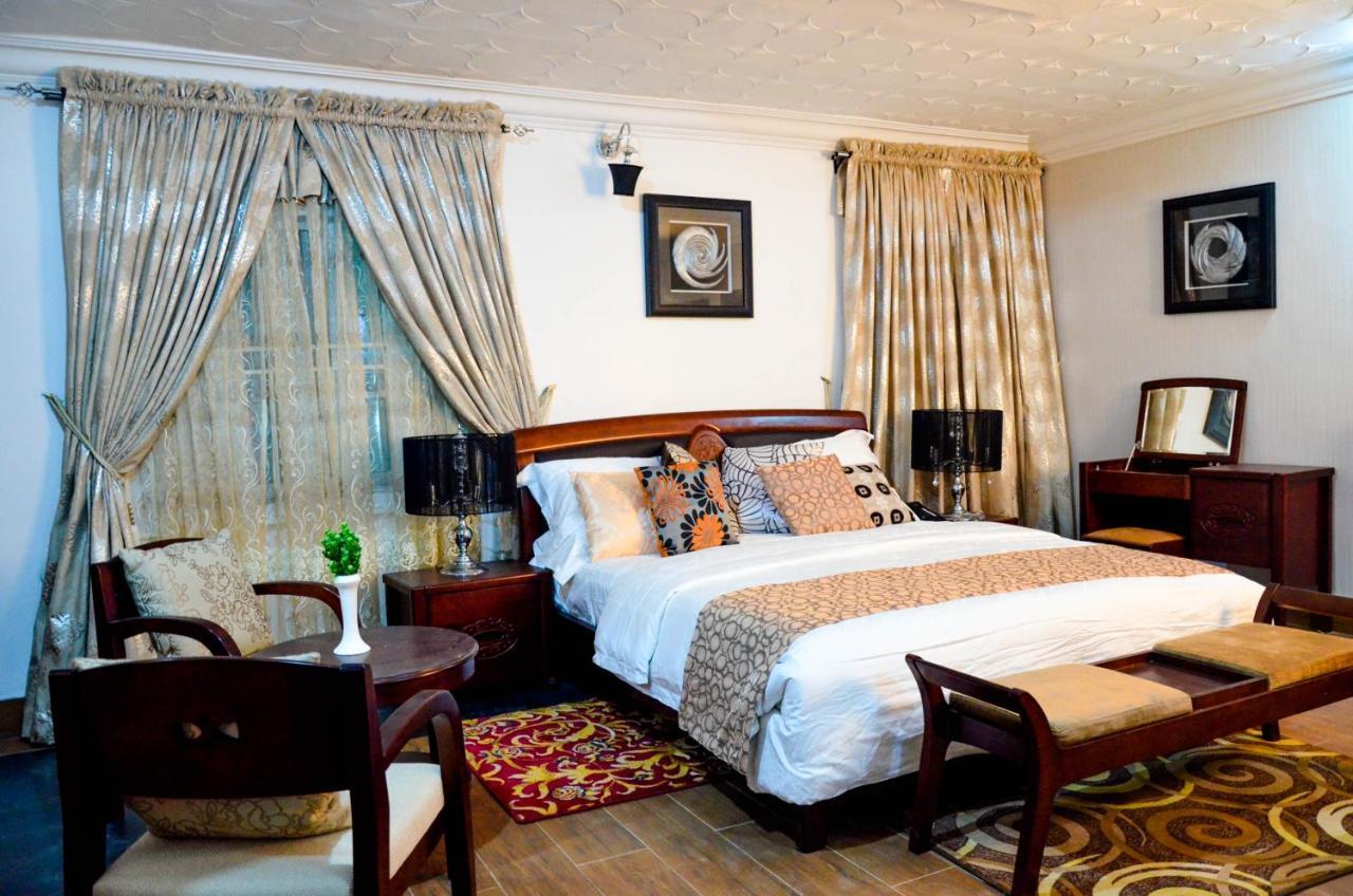 Crystal House International Hotel Ilorin Kültér fotó