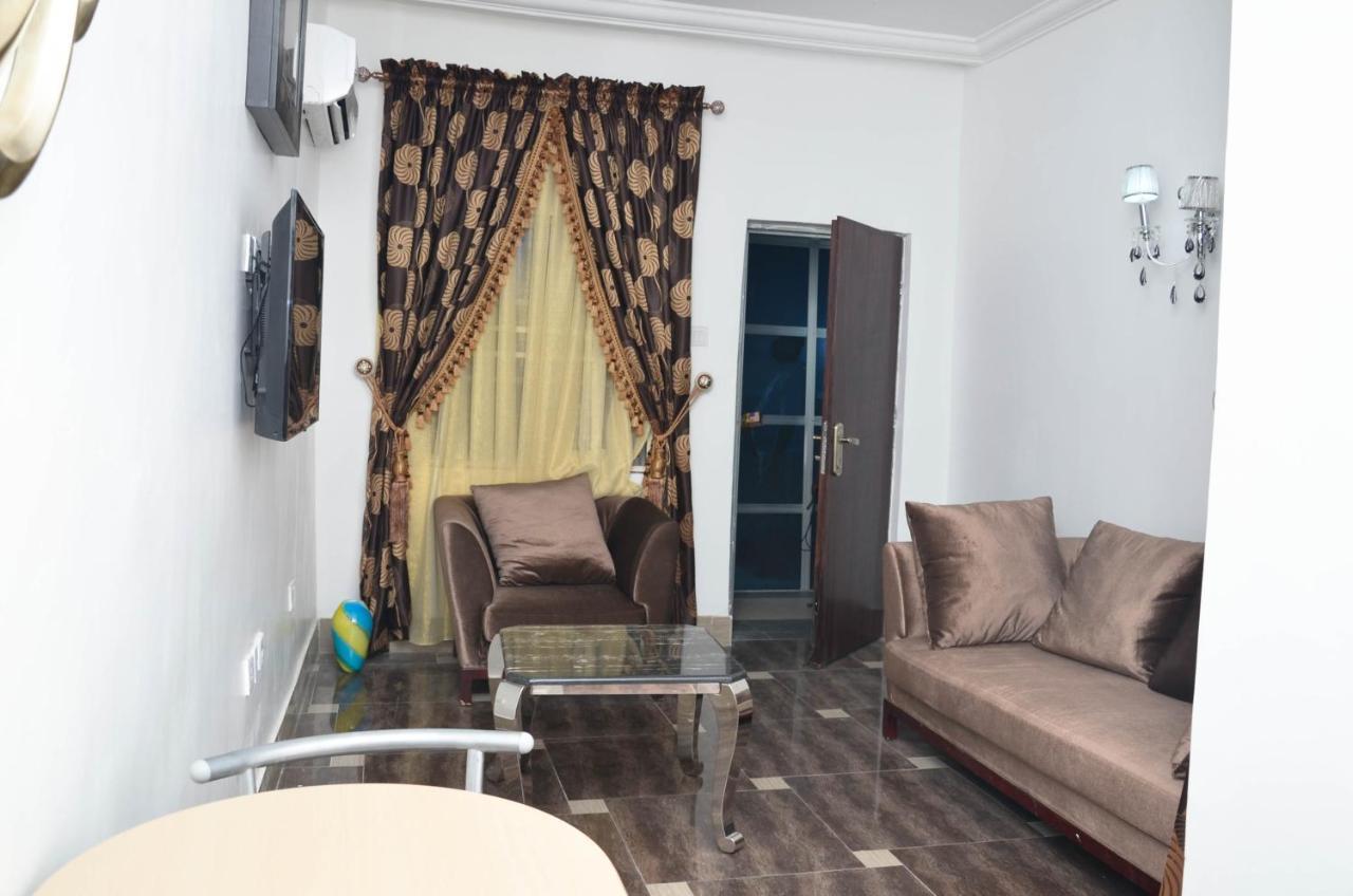 Crystal House International Hotel Ilorin Kültér fotó