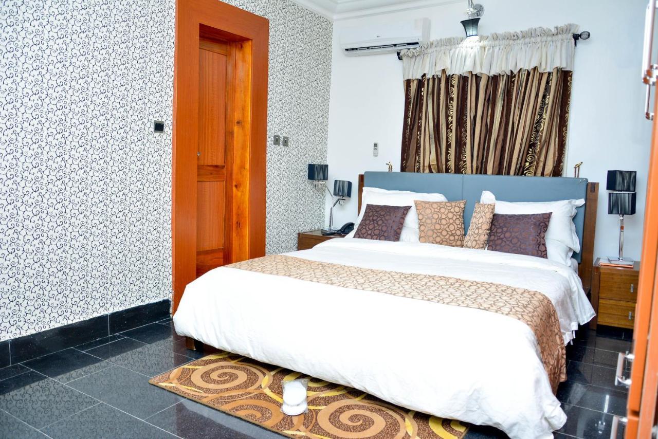 Crystal House International Hotel Ilorin Kültér fotó