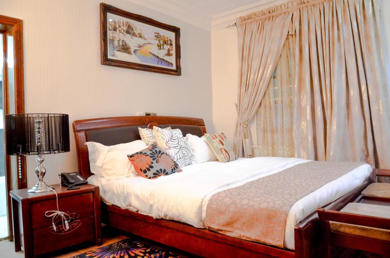 Crystal House International Hotel Ilorin Kültér fotó