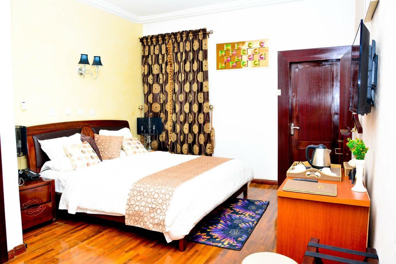 Crystal House International Hotel Ilorin Kültér fotó