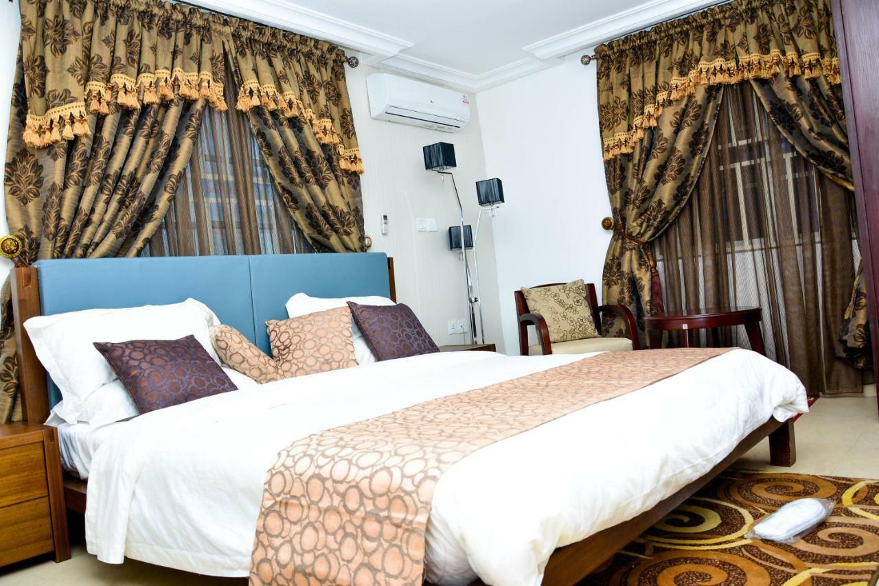 Crystal House International Hotel Ilorin Kültér fotó